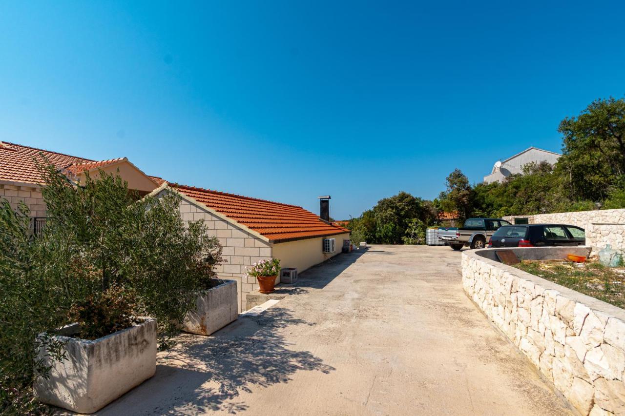 Villa Ana Zrnovo Bagian luar foto