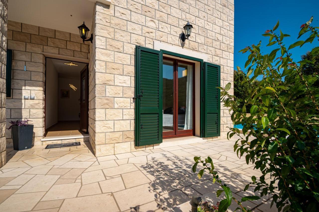 Villa Ana Zrnovo Bagian luar foto